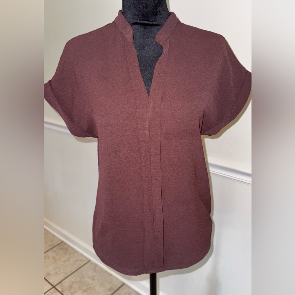 Effortless Maroon Blouse – Size Small